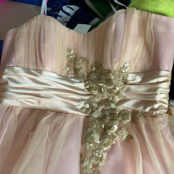 Never worn - Picture 2 of 3